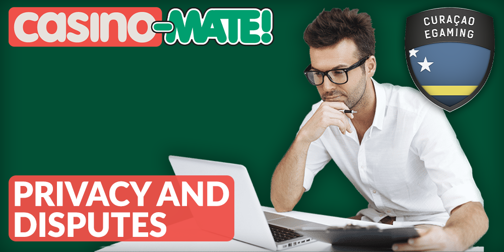 man at the notebook, resolving disputes between Casino Mate and player, Curacao license